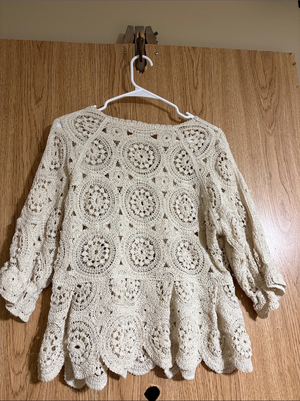Solitaire Crochet Top in Cream - Picture 6 of 7